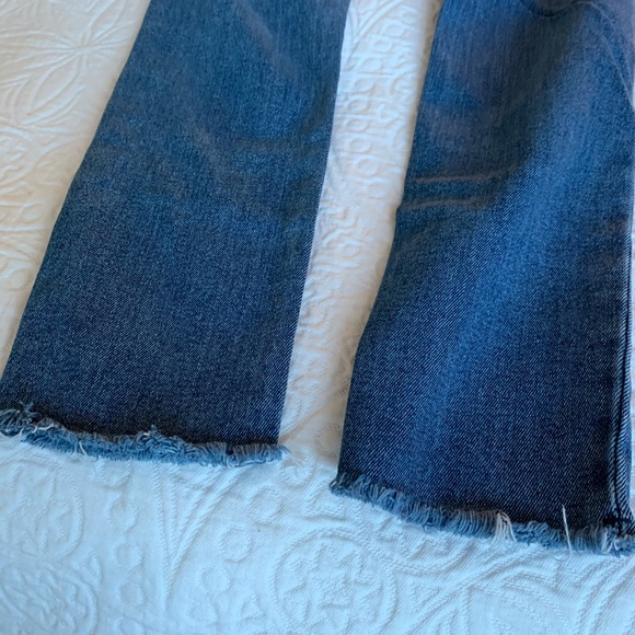 Levi’s 711 skinny crop jeans - Picture 5 of 8